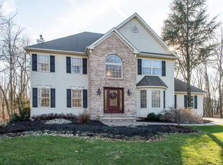 1 Olde Noah Hunt Rd, Millstone Township, NJ 08510