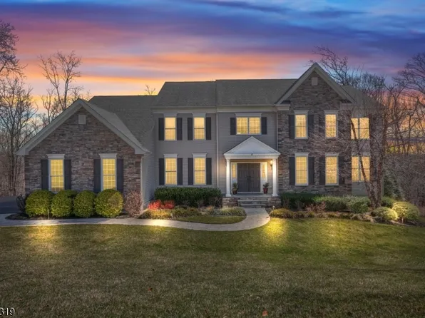 12 Skyline Dr, Randolph Twp., NJ 07869