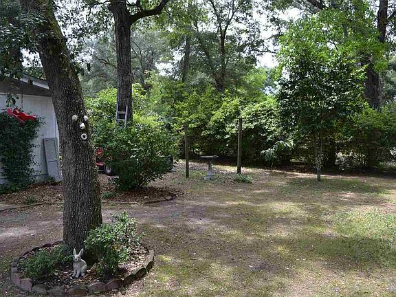 4th image of 4735 Peacock Dr