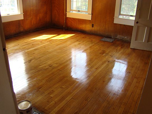 Front room facing mountains
