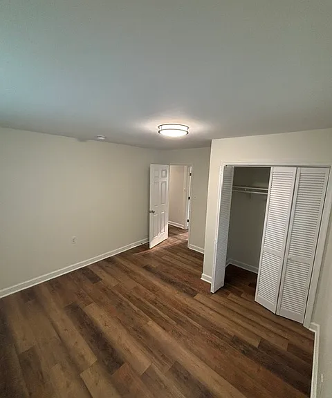 4404 Banks Pl NE — Photo 4