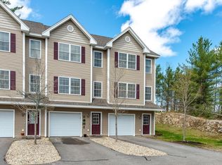 37 Crestview Ln, Rochester, NH 03839