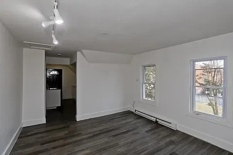 26 Huntington St #3 — Photo 8