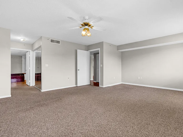 5952 Regal Glen Dr #103 — Photo 16