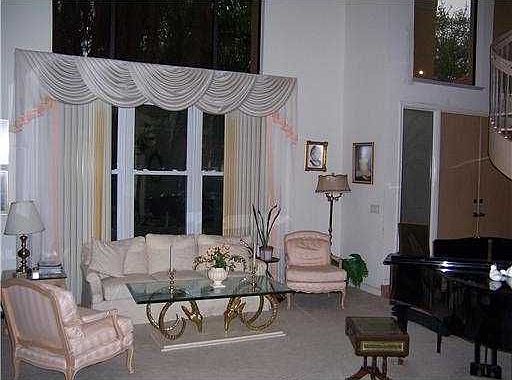 4th image of 1845 Merion Ln