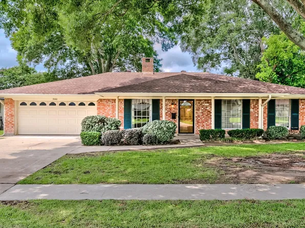 3160 Fellswood Ln, Port Neches, TX 77651