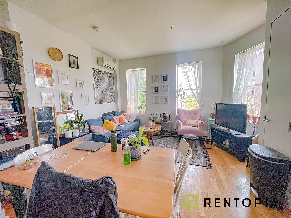 1st image of 121 Lefferts Pl #7