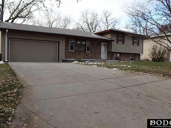 2nd image of 20272 Pinkney St
