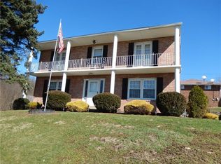 628 Deer Ln, Rochester, PA 15074