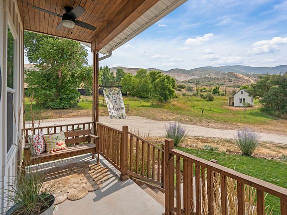 4th image of 4611 S Cove Ln