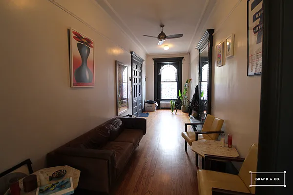 Rented by Grand & Co. | media 3