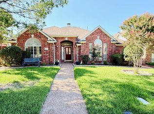 9312 Vista Cir, Irving, TX 75063