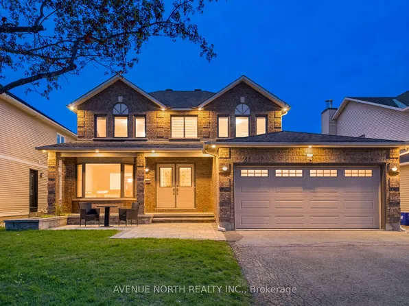 21 Sai Cres, Ottawa, ON K1G 5N7