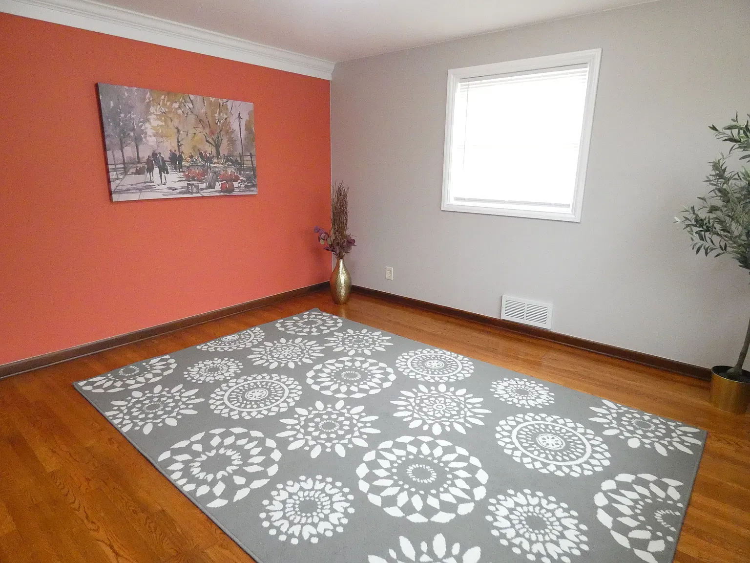 3 bed, $1,485 — Photo 4
