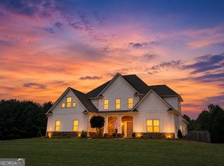383 Walden Pond Way, Senoia, GA 30276