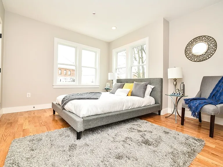 5 Irving St #2 — Photo 5