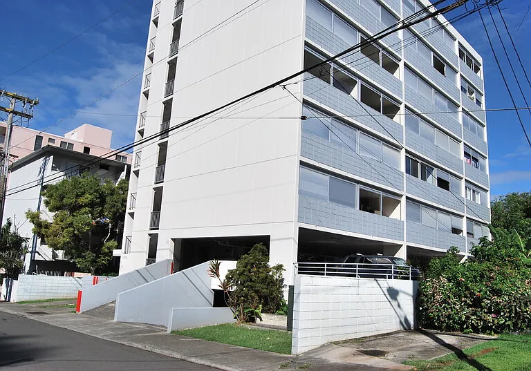 1718 Anapuni St #502 — Photo 2