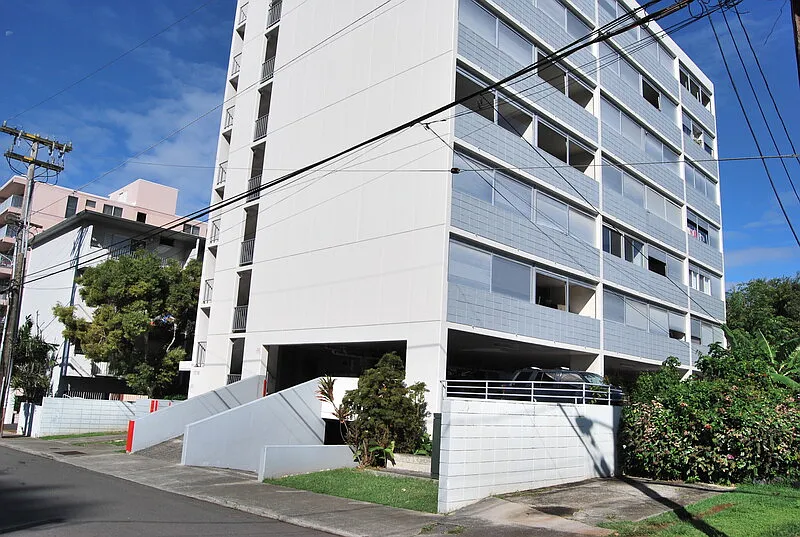 Building Photo - 1718 Anapuni St #502
