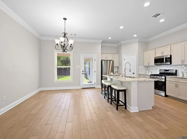 14518 Sterling Oaks Dr, Gonzales, LA 70737