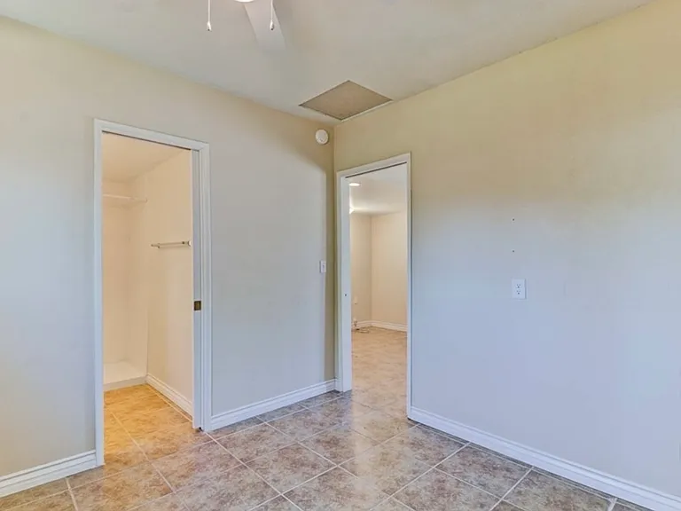 16054 Grand Ave #B — Photo 16