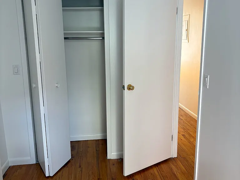 1521 York Ave #3 — Photo 10