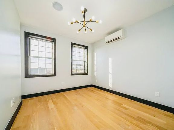 3rd image of 41 Van Wagenen Ave #4D