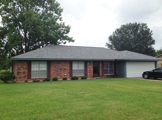 59 Oakwood Dr, Monroe, LA 71203