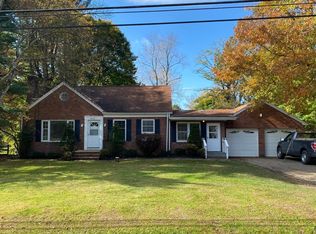 1218 Schocalog Rd, Akron, OH 44320