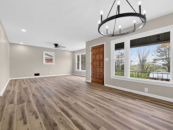2nd image of 2829 Brighton Ave