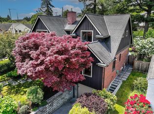 2417 35th Ave W, Seattle, WA 98199