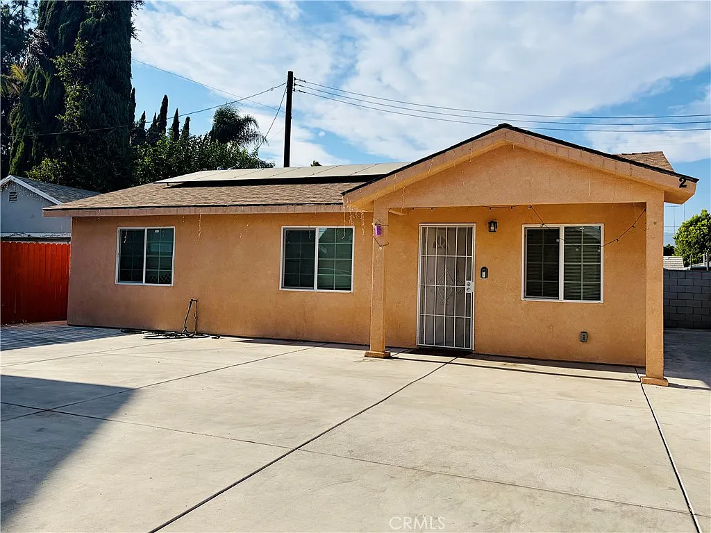 5 bed, 1250 sqft, $2,650 — Photo 1
