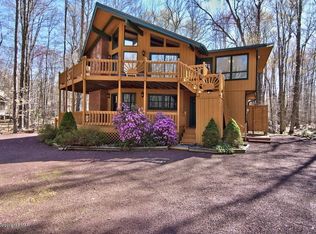 3183 Tall Timber Lake Rd, Pocono Pines, PA 18350