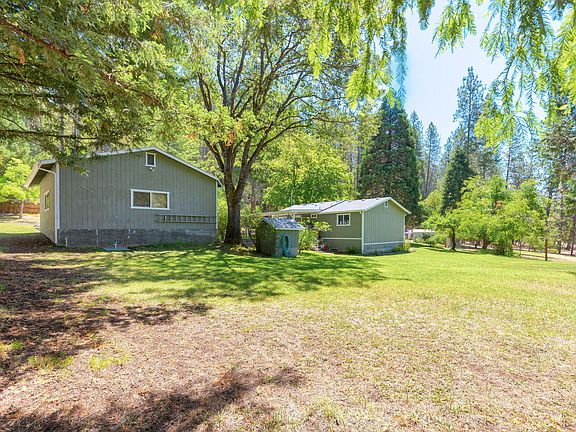 4th image of 484 Granite Hill Rd