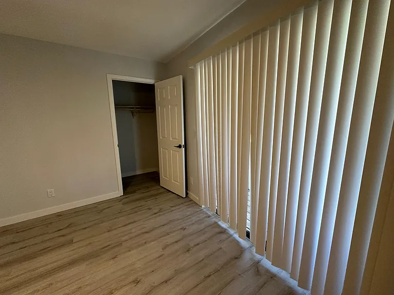 2531 Waters Edge Dr — Photo 41