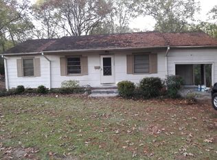 1064 Combs St, Jackson, MS 39204