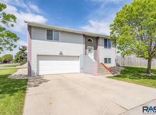 845 E Jesse Ct, Tea, SD 57064