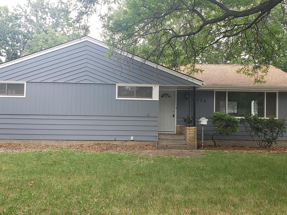 1st image of 6224 Lee Ave N