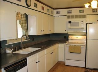 307 W Main St, Mc Arthur, OH
