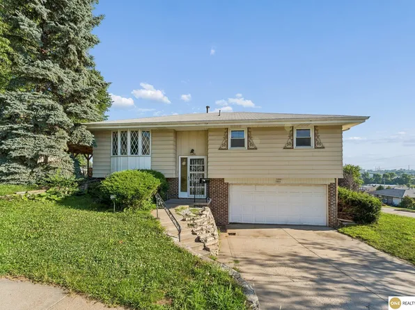 7804 Seymour St, Ralston, NE 68127