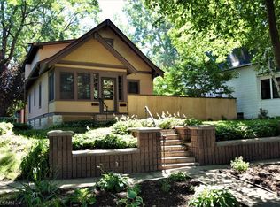 2055 Temple Ct, Saint Paul, MN 55104