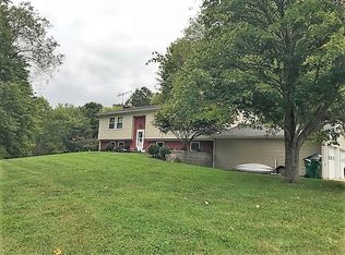 20516 Peters Rd, Saegertown, PA 16433