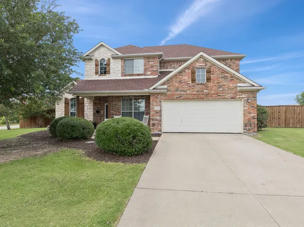 210 Packer Dr, Fate, TX 75189