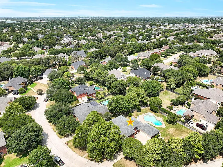 306 Canyon Lake Dr — Photo 39