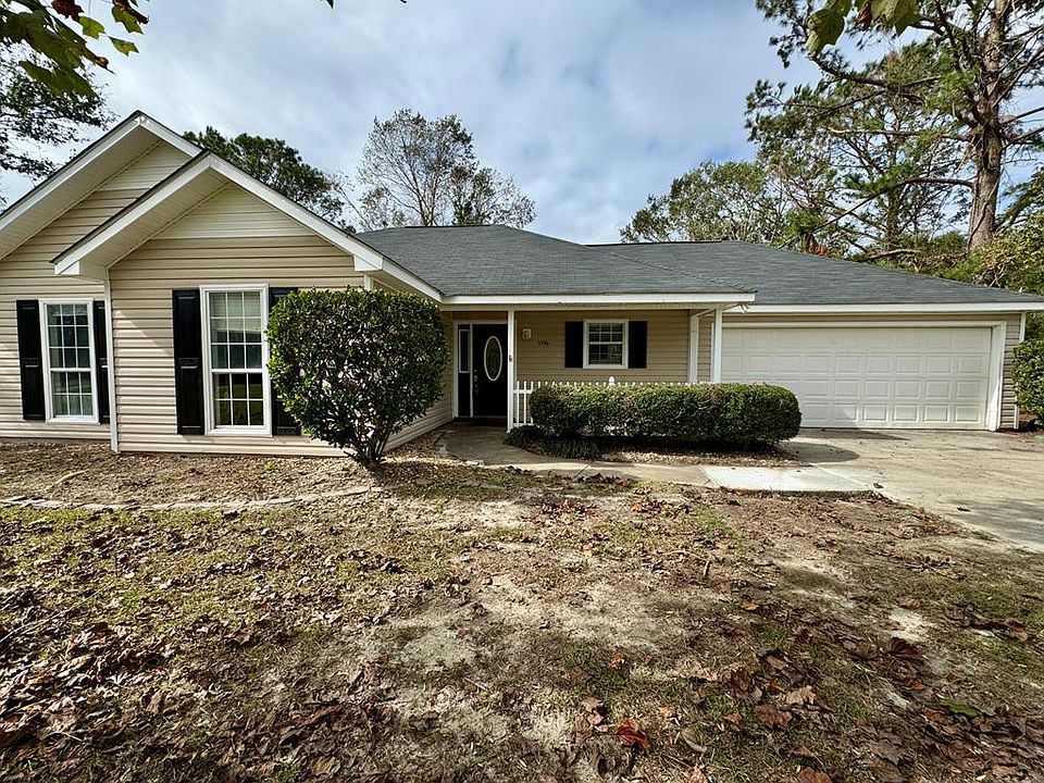 1st image of 3996 Stratford Cir