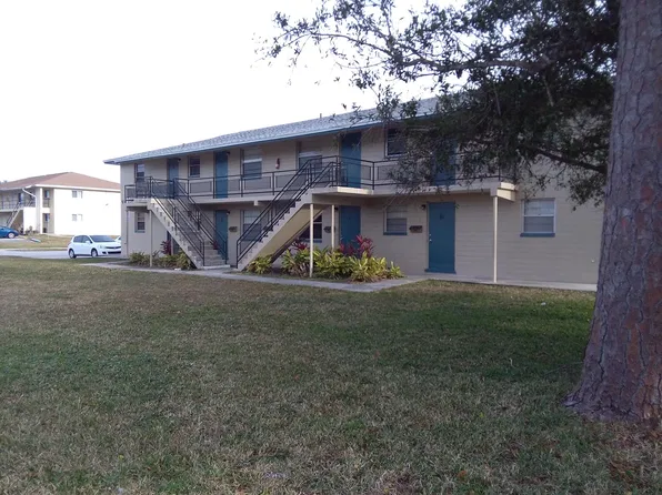 333 Orange Blossom Dr APT B, South Daytona, FL 32119