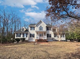 10496 Esquire Ln, King George, VA 22485