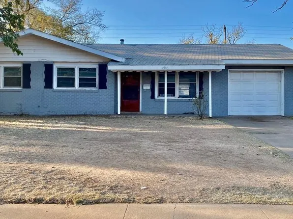 2912 E Baylor St, Lubbock, TX 79403
