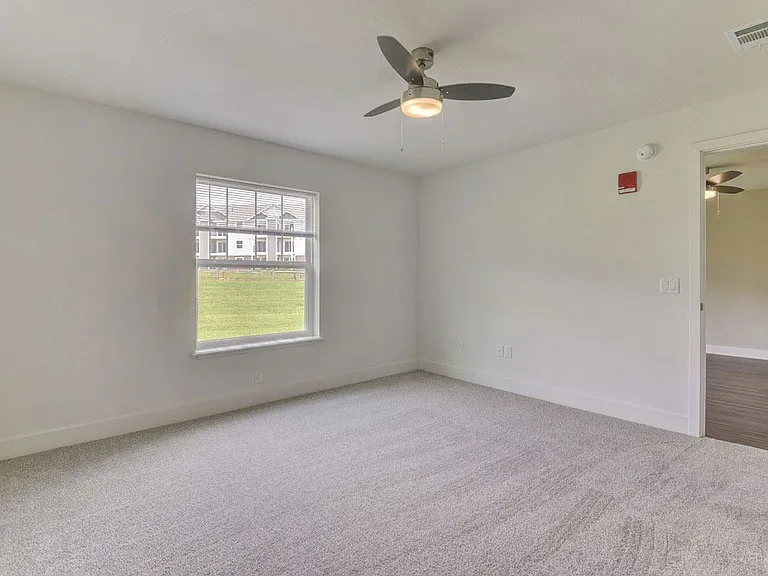 Chase Creek Apartment Homes — Photo 38
