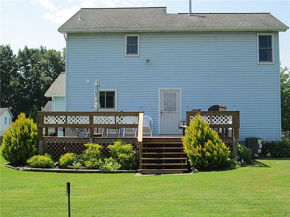 4th image of 6 Cheshire Ln