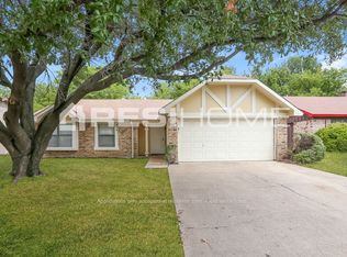 304 Chasmier Way, Fort Worth, TX 76134